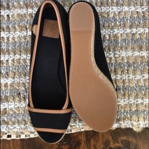 Brand New Tory Wedges